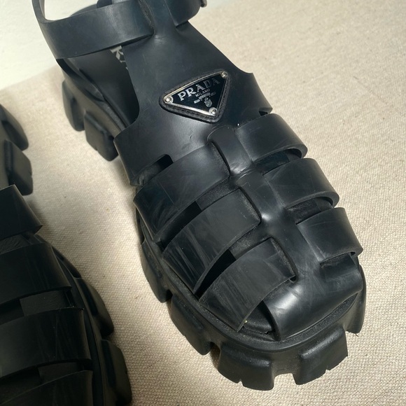 Prada black rubber monolith chunky fisherman lug sole sandals size 7 - Picture 4 of 11